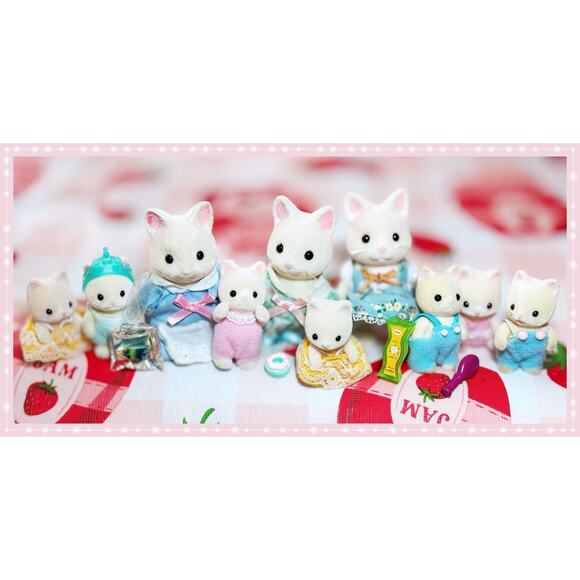 Vtg Sylvanian Families 10 Silk Cat Figures Baby Twins Kitten Calico Critters Lot - Picture 4 of 14